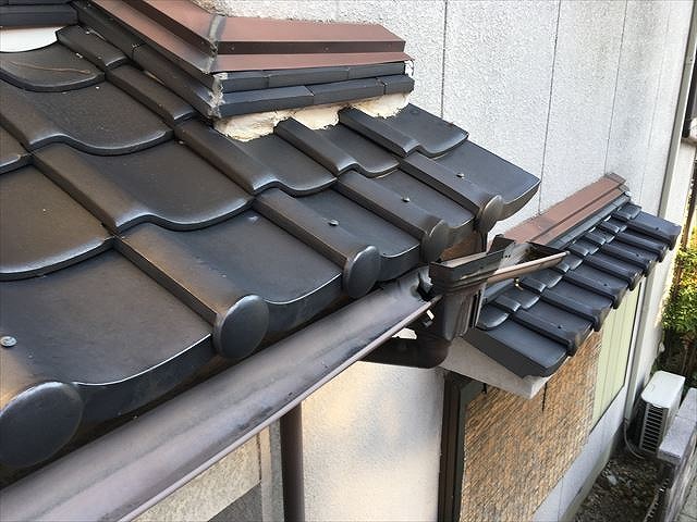 細かい下屋根や庇